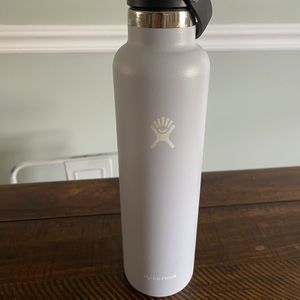 Lavender (Fog) Hydro Flask 18oz
